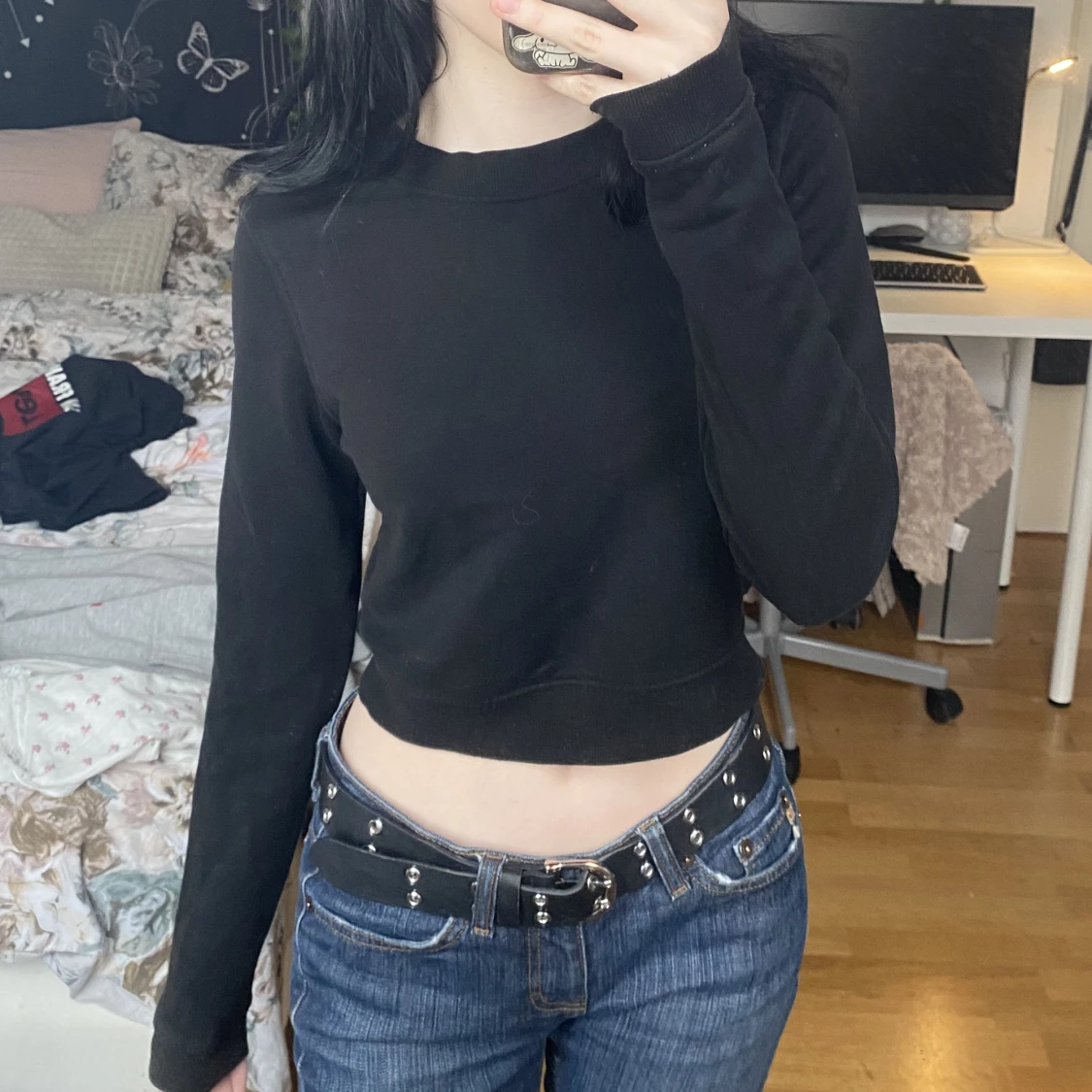 svart långärmad croptop/kort tröja