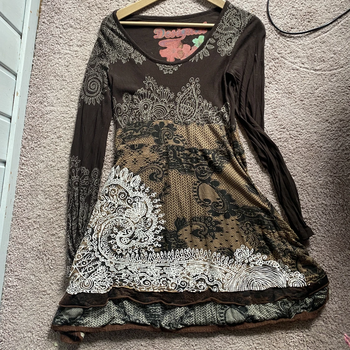 Långärmad klänning