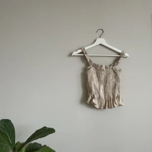 Oanvänd somrig topp - Oanvänd somrig topp! 