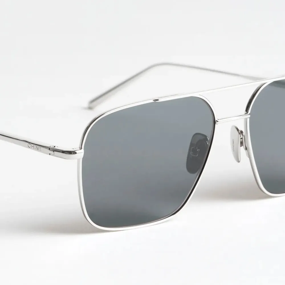 Nya solglasögon från Chimi i modell aviator, nypris 1400kr. Accessoarer.