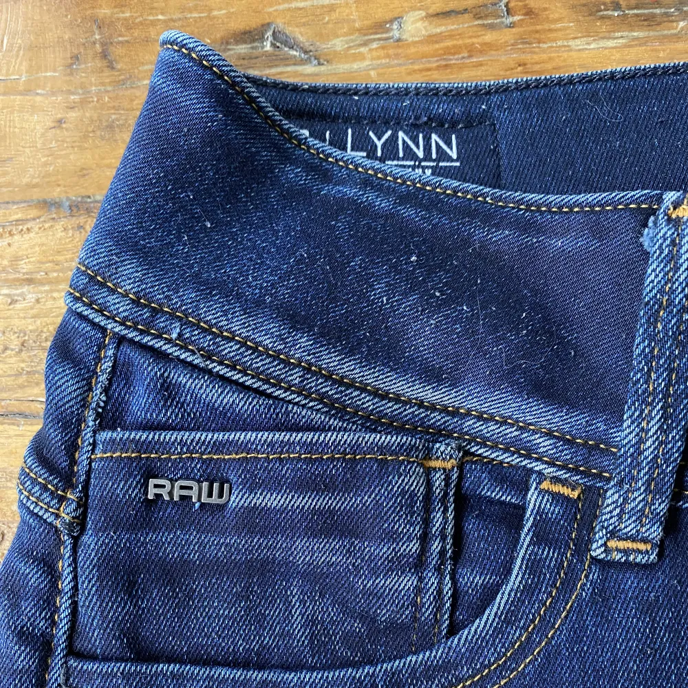 Lågmidjade jeans från G-star. Inga defekter 🤩 Nypris 1500kr . Jeans & Byxor.