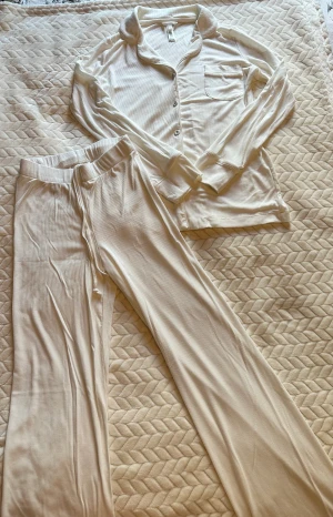 Skims pajamas xxs  - Skims pajamas storlek xxs, har endast provat. 