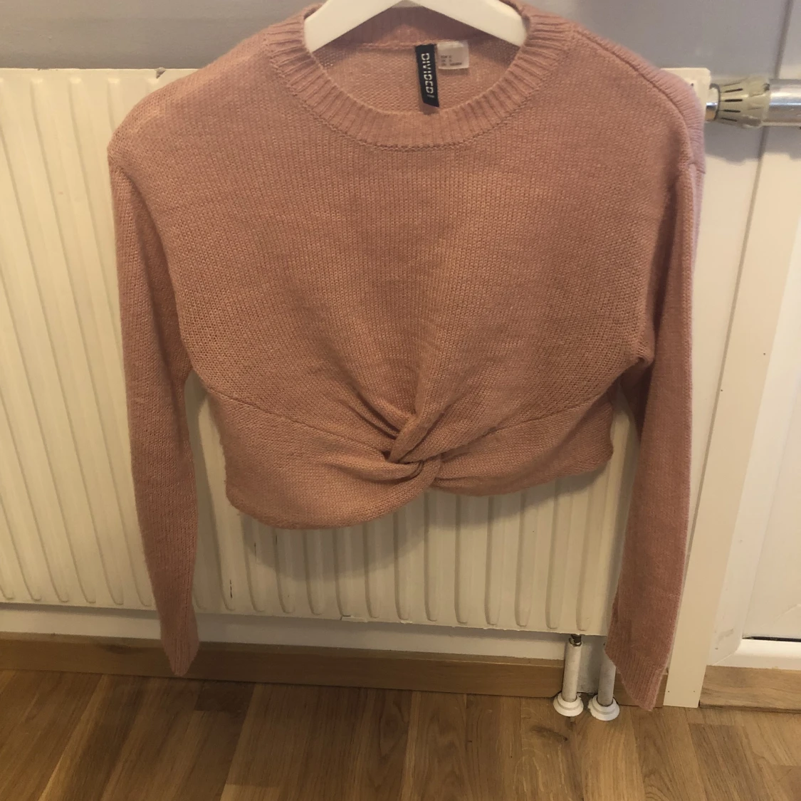 Stickad kort tröja S