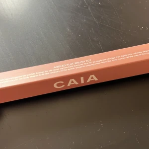 CAIA flat brush e07  - Helt ny och oöppnad !  