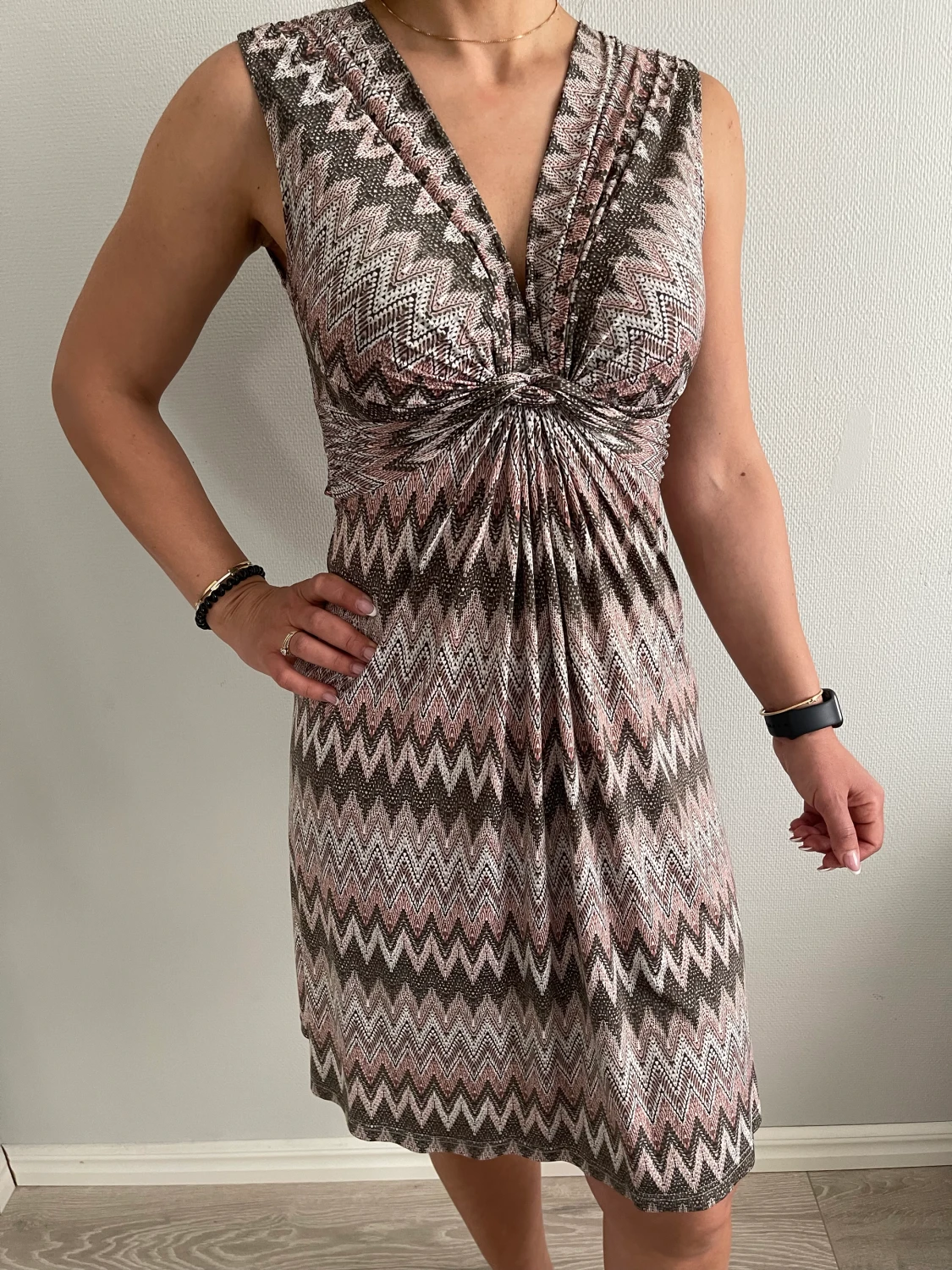 Mönstrad klänning - 90