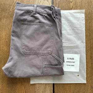 O.FILES workerspants grey, Exclusive limited to 50 pieces,  Mått: 44/87 waist/inseam in cm, Ordinarie pris 165€