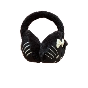 Hello Kitty öronmuffar - Svarta hello Kitty öronmuffar! Väl använda men funkar bra🖤