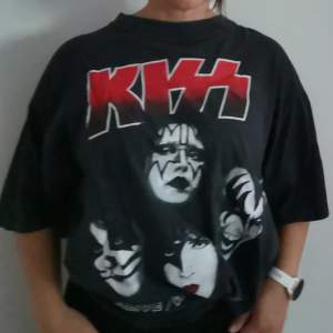 Kiss t-shirt storlek XL, från Alive Worldwide 96/97. 