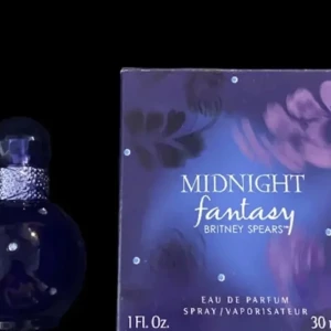 Midnight fantasy  - Midnight fantasy av Britney Spears. Knappt använd