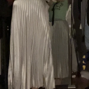 Lång stretchig kjol - 🩰