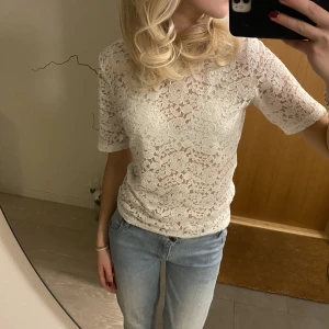 Spetstopp  - Så sjuuukt fin spetstopp från Jaquline De Young❤️ Storlek M men skulle säga att den är mer som en xs/s