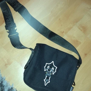 trapstar väska - trapstar handväska