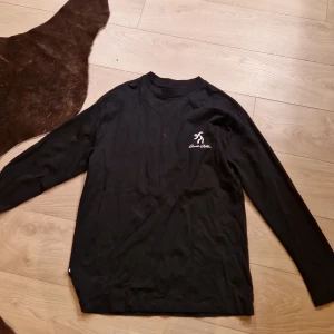 Sweet sktbs longsleeve - Sweet sktbs longsleeve small (passar som en large eller medium)