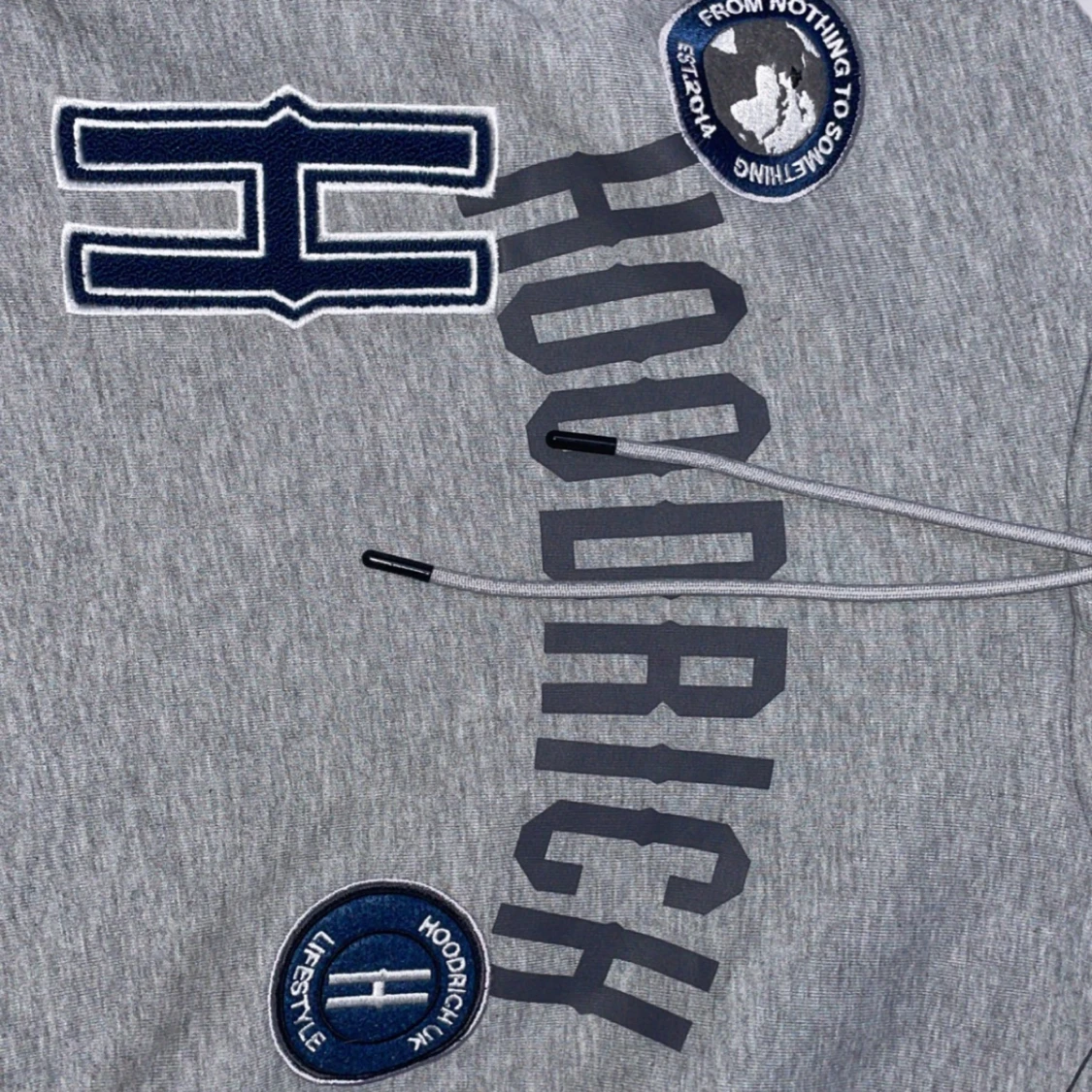 Grå hoodrich tröja - 91