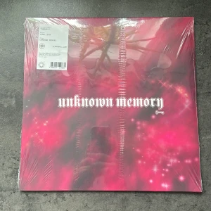 Unknown Memory LP - Säljer denna LP som bara står och samlar damm! Klon gärna med prisförslag 🤝