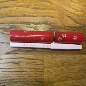 Caia Cosmetics Bianca lip pencil och Bibbz Boom Boom Lashes mascara helt nya - Helt nya oöppnad mini size limited edition design från Caias första julkalender. Nypris runt 238kr. Mascara 5 ml. Lip pencil 0,9 gram