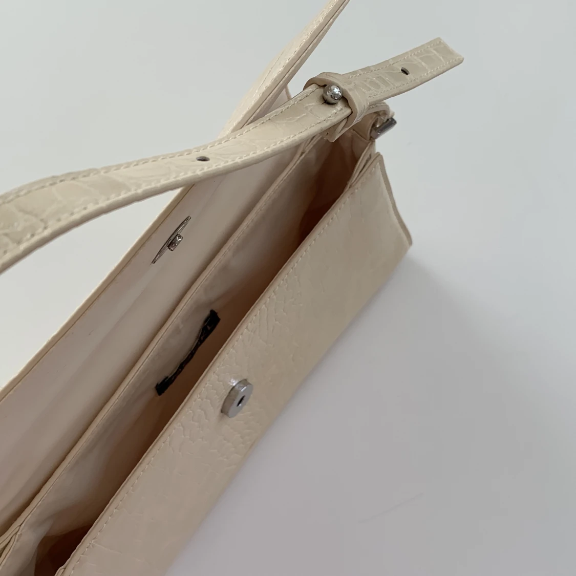 Handväska Monki - 91