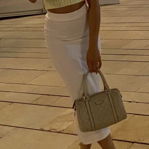 Zara Kjol - Zara ribbad kjol används några gånger 