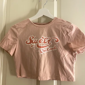 Babytee - Oanvänt topp 