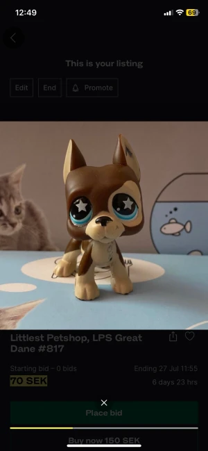 Littlest petshop, LPS Great Dane #817 - är markerad på magen och örat men har fått bort det mesta.