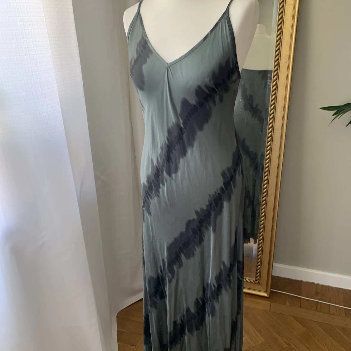 Klänning silke/ viskos