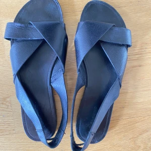 Vagabond sandaler - Säljer ett par sandaler från Vagabond, sparsamt använda! 
