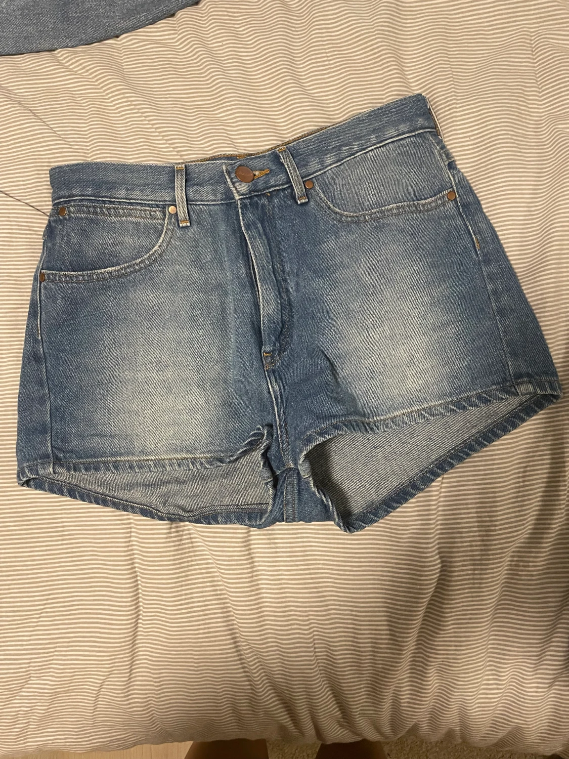 Wrangler retro pin up shorts  - 90