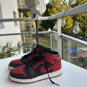 Skor - Sjukt fina! För stora för mig och kommer därför inte till användning.. passar de som har 39/40 i storlek 