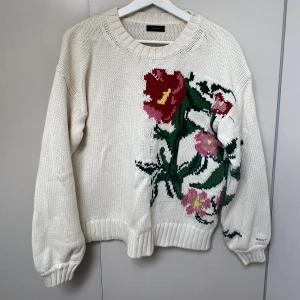 Tröja från gant  - I väldigt fint skicka och använd fåtal gånger