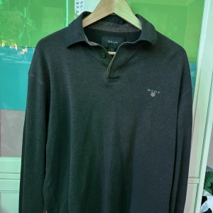 Tjocktröja gant  - En tjocktröja från gant i storlek L 