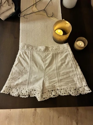 Zara shorts💕 - Jätte fina shorts, perfekt för sommar❤️