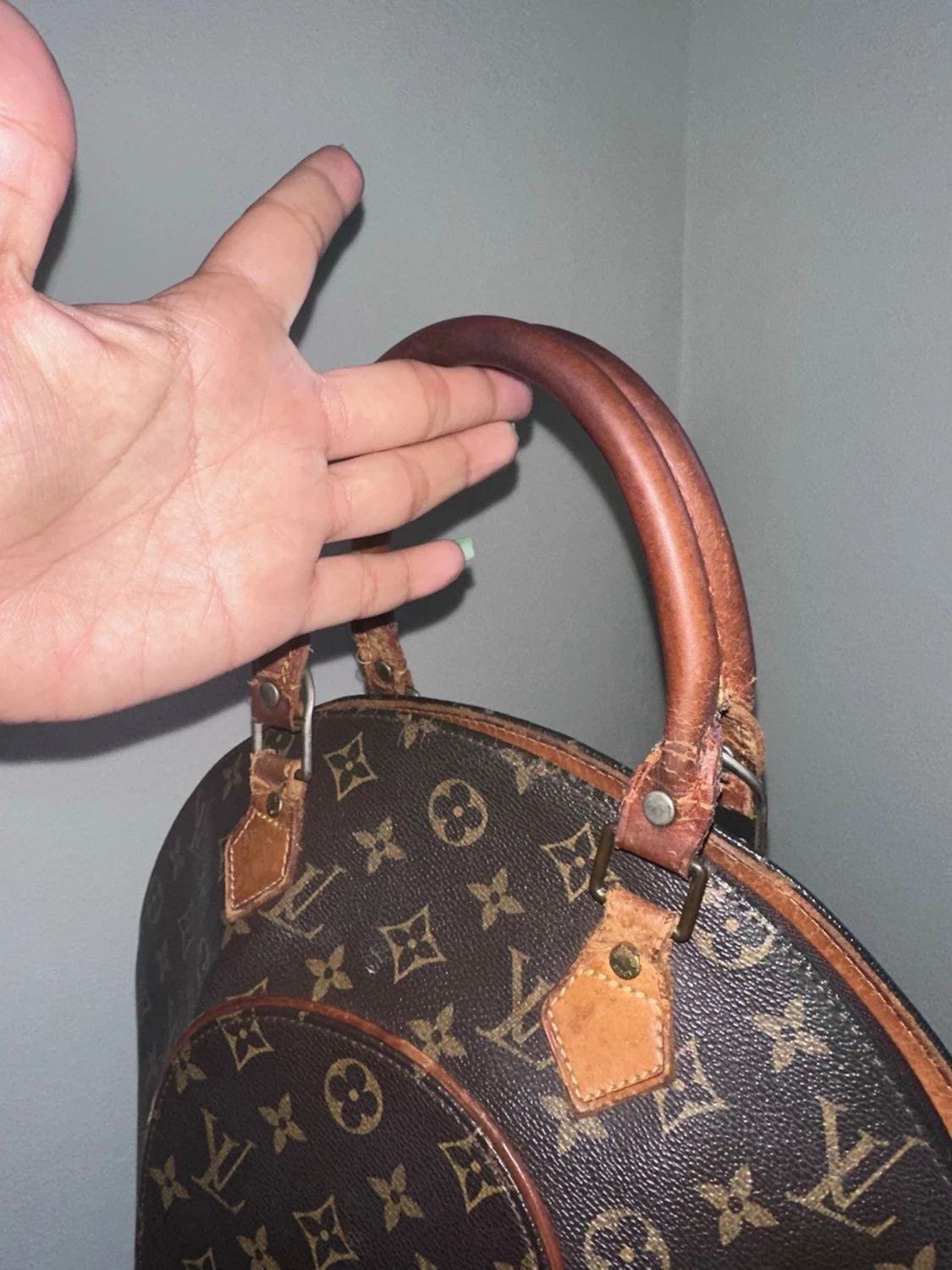 Vintage type bag  - 1
