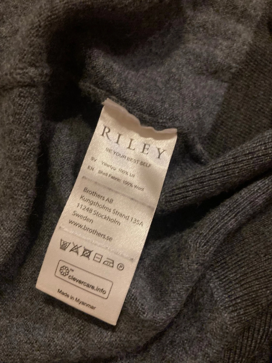 Mörkgrå stickad full zip med krage - 3