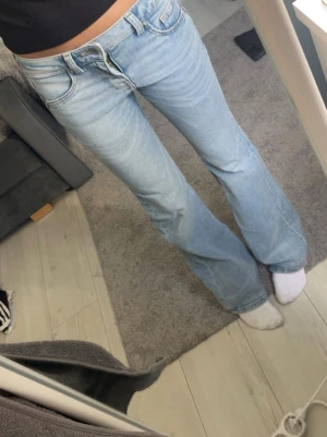 Jeans - Från hm i storlek  32.anbända ett få tal gånger är i mycket bra skick 