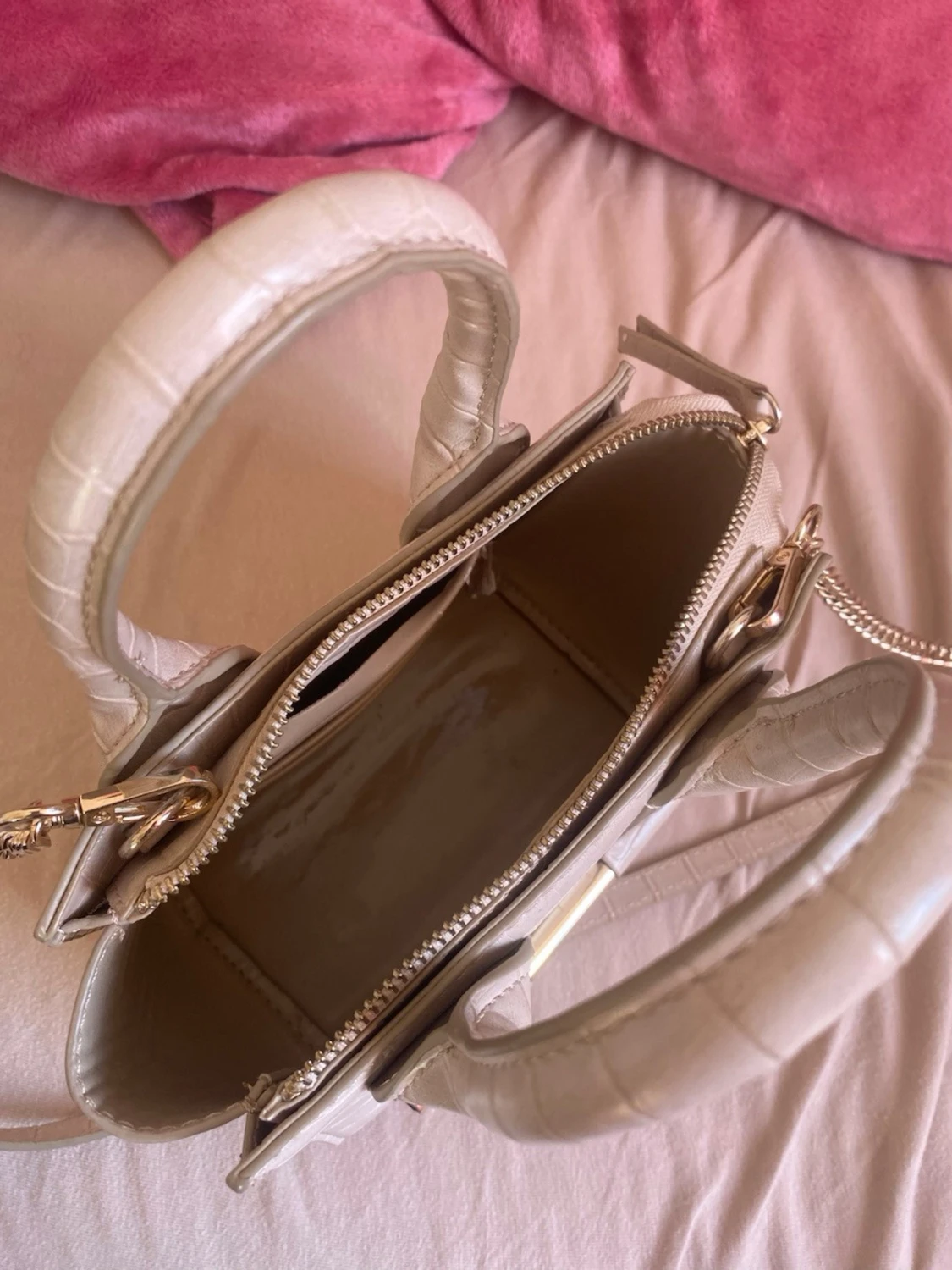 Beige croco-mönstrad handväska - 1