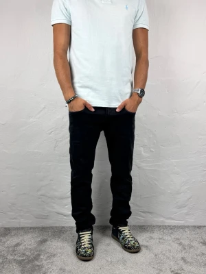 Replay jeans  - Ett par riktigt snygga jeans från Replay i storlek W28 L30 i modellen Anbbas Hyperflex 