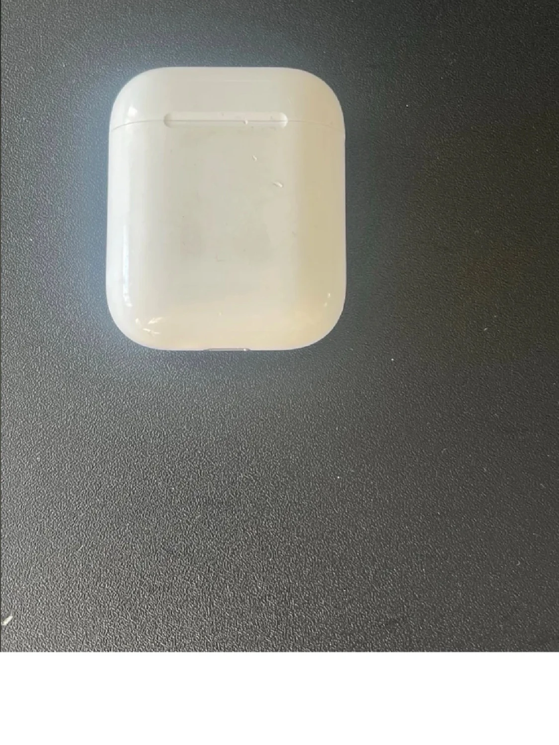 Vit trådlös hörlursfodral - 1