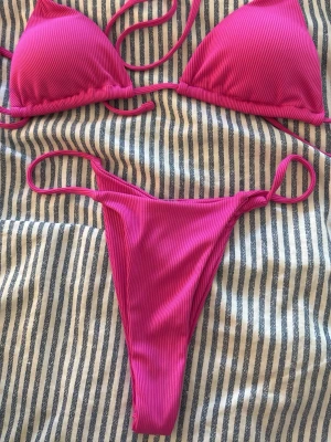 Bikini set - Aldrig använd
