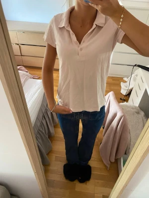Rosa pikétröja  -  rosa pikétröja i storlek S💖