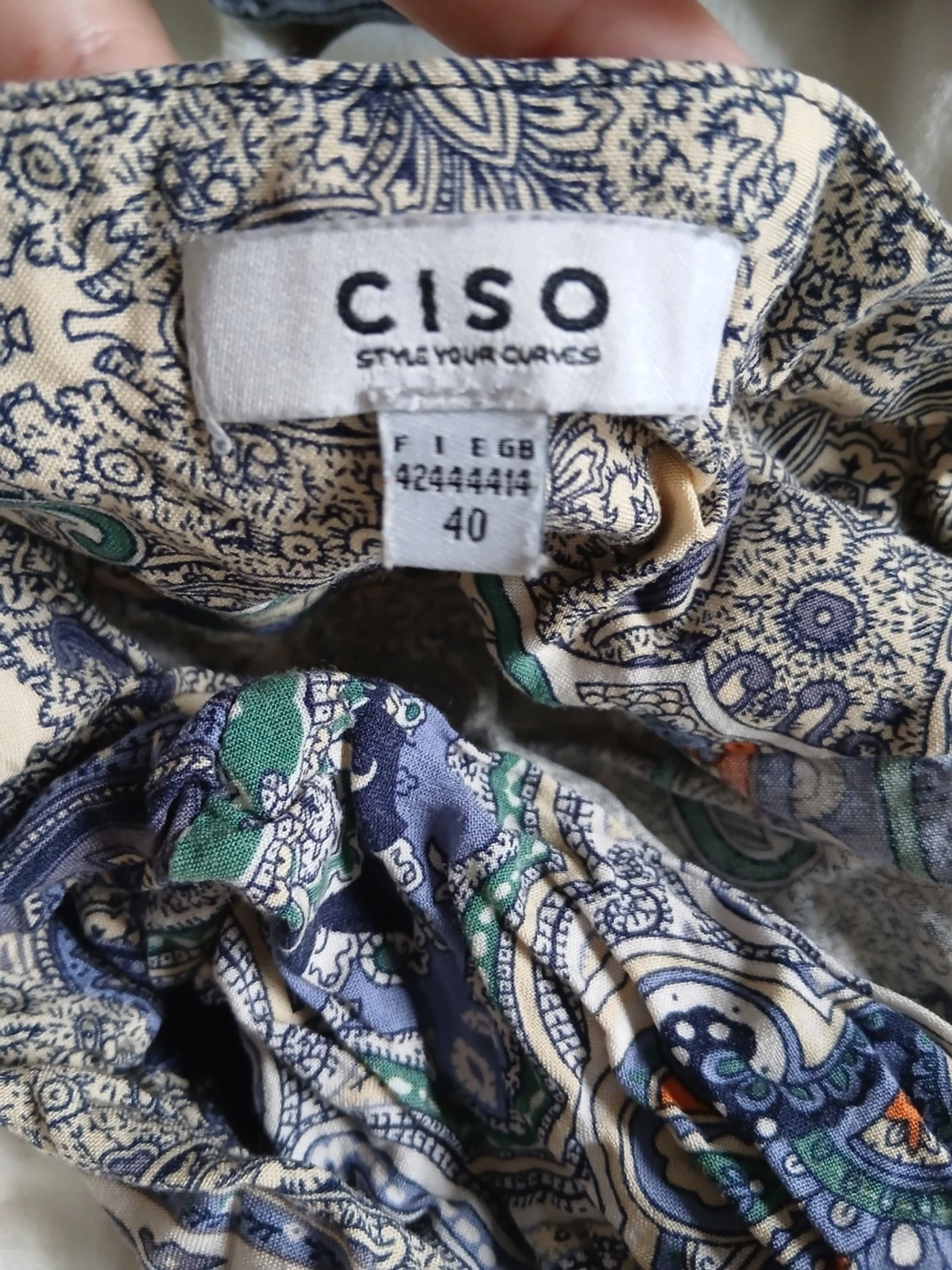 Mönstrad paisleyblus i blå toner - 2
