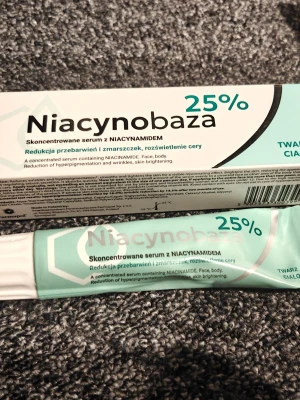 Niacinamide 25 % två tuber!  - Niacinamide ett måste i din hudvårdsrutin. Den ena är endast testad. Utgångsdatum juni 2028.