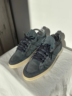 Tods Sneakers - Storlek 43, skick 8/10. Postar samma dag!