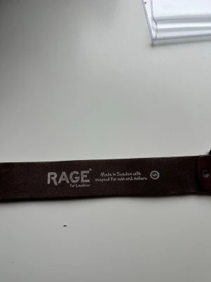 Rage for leather skärp - Skit najs svenskt vintage skärp från Rage for leather som slutat göra produkter, mycket fint skick.