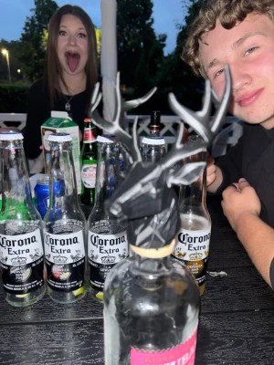 Jäger älg men passar all sprit - Säljer bara oanvända exemplar!