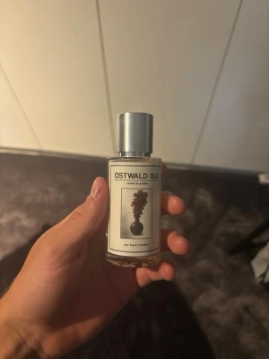 Ostwald 18.0 Eau de Parfum - Ostwald 18.0 Eau de Parfum 