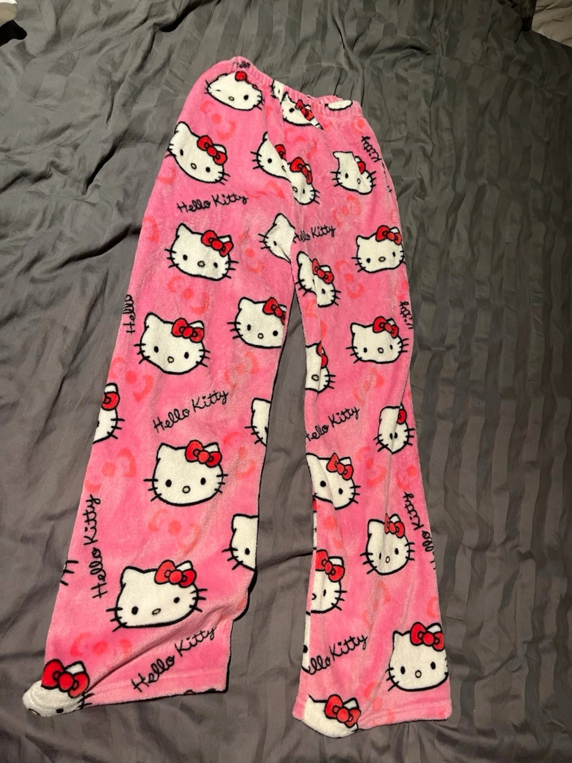 Rosa Hello Kitty pyjamasbyxor