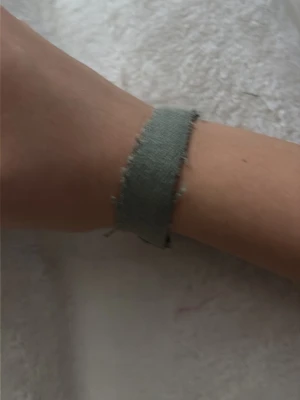 Jeansarmband  - Gjort av gamla jeans 