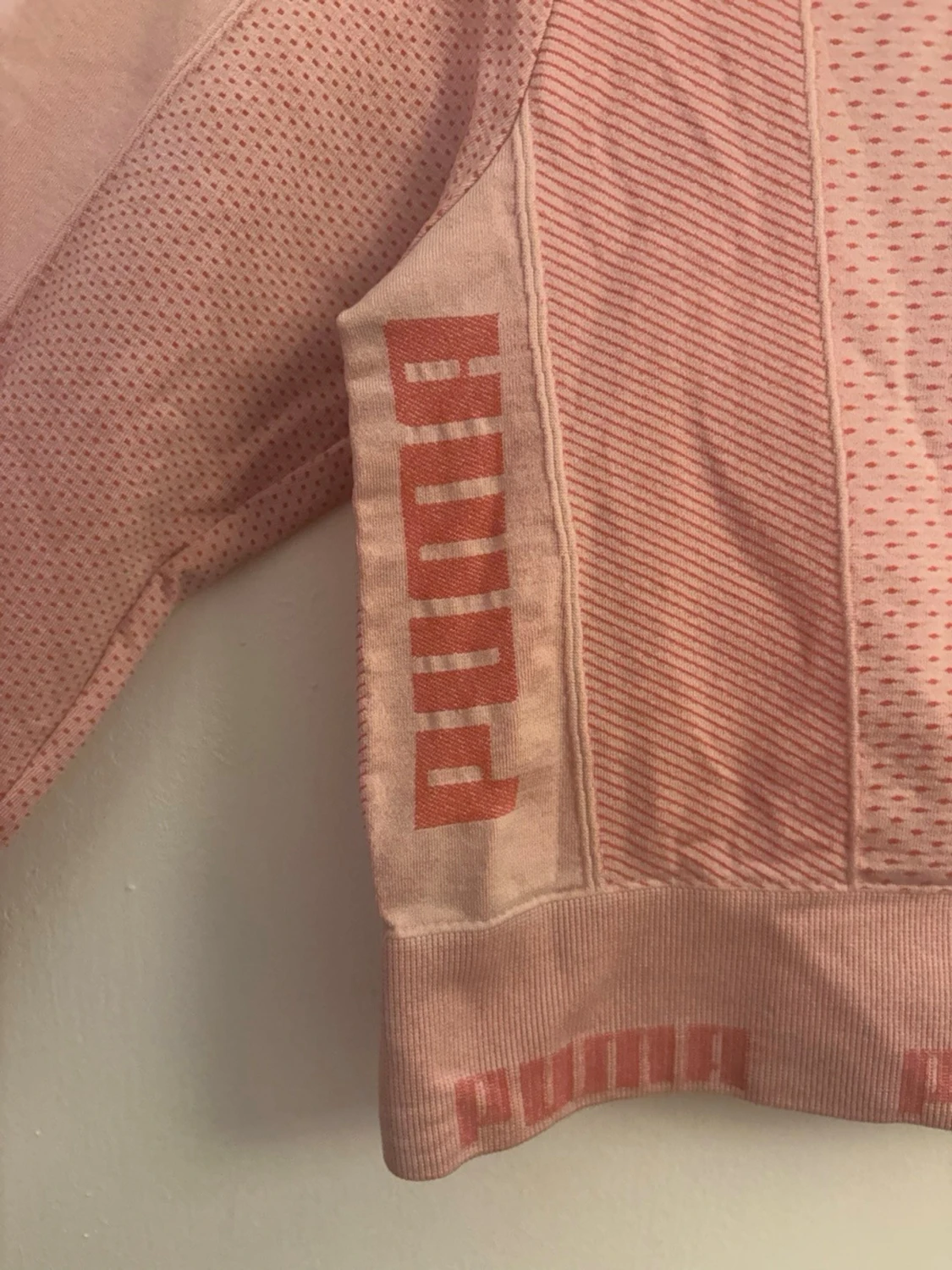 Rosa croppad långärmad topp Puma - 1