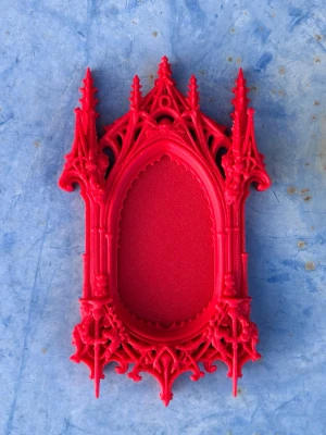Victorian Gothic Photo Frame - ▫ Size: 9.7x16 cm / 3.8x6.3 inches ▫The frame is suitable for a photo of: 4.7x8.3 cm / 1.9x3.3 inches ▫ Material: 3D-printed PLA plastic ▫ Lightweight ▫ Shipped with double-sided tape