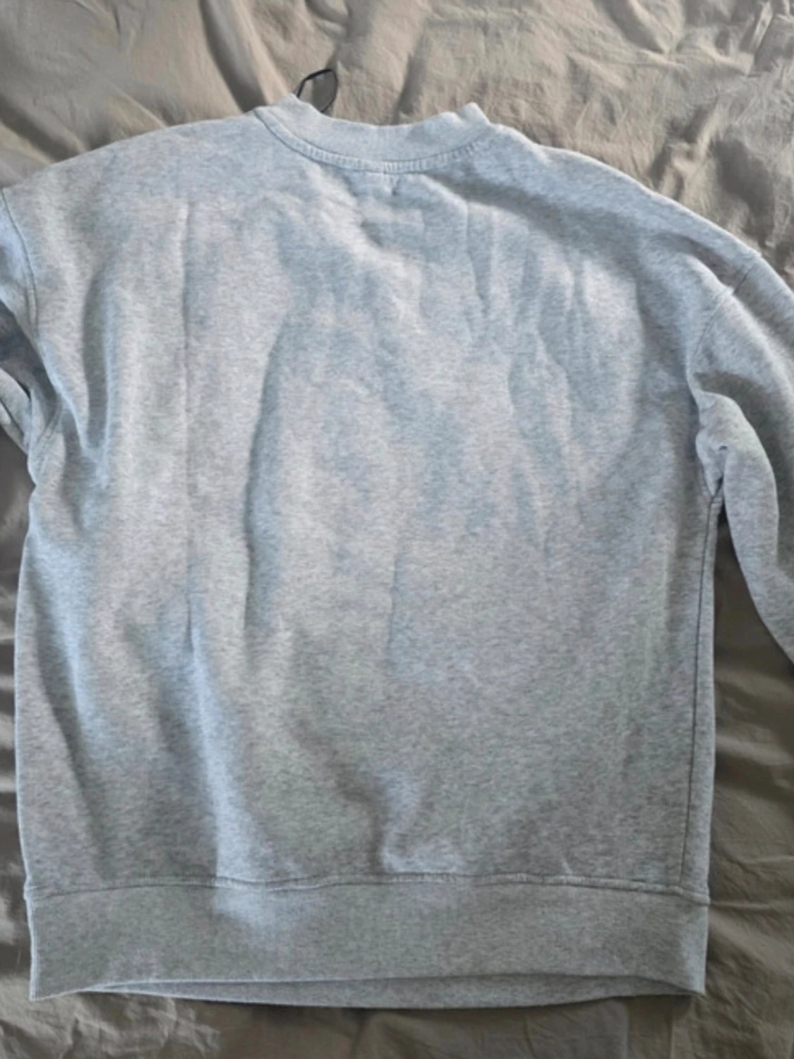 Grå Nirvana sweatshirt med tryck - 1